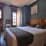 El Bodegon De Gredos Отель 3*