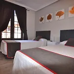 Hotel El Bodegon De Gredos 3*