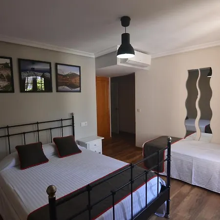 Szálloda El Bodegon De Gredos