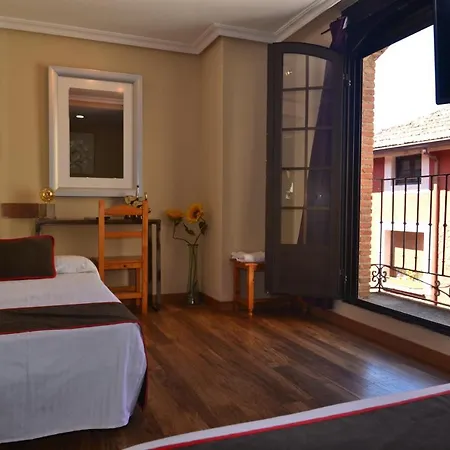 El Bodegon De Gredos Szálloda 3*