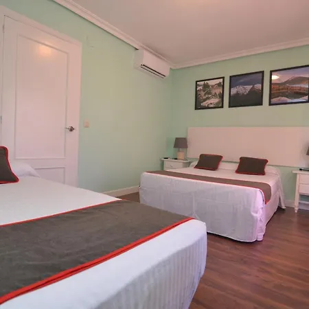 Hotel El Bodegon De Gredos 3*