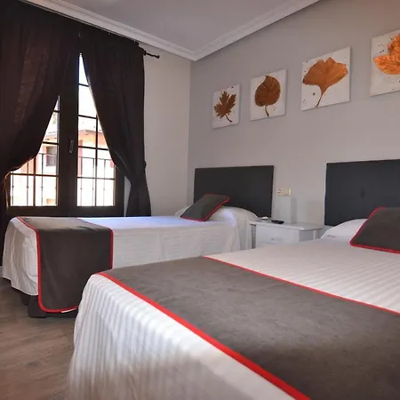 Szálloda El Bodegon De Gredos 3*