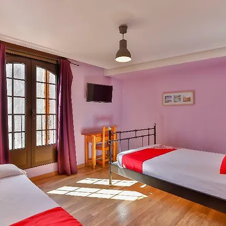 Szálloda El Bodegon De Gredos 3*