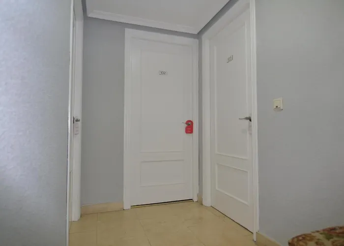 El Bodegon De Gredos Hotel 3*