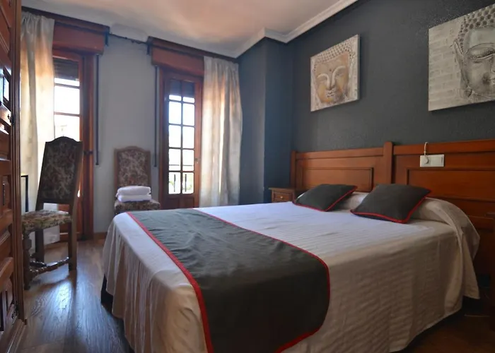 El Bodegon De Gredos Hotel 3*