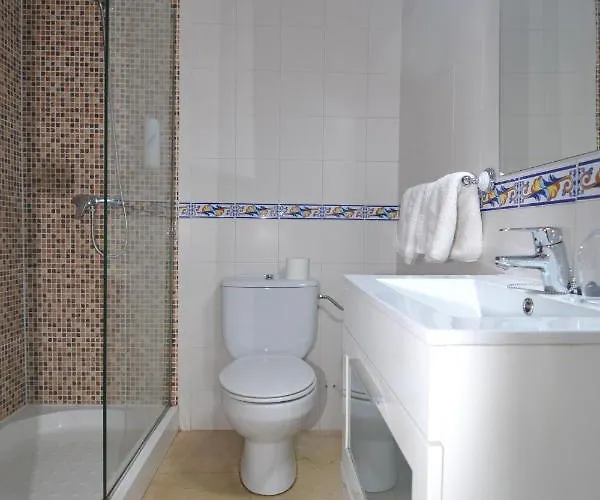 호텔 El Bodegon De Gredos