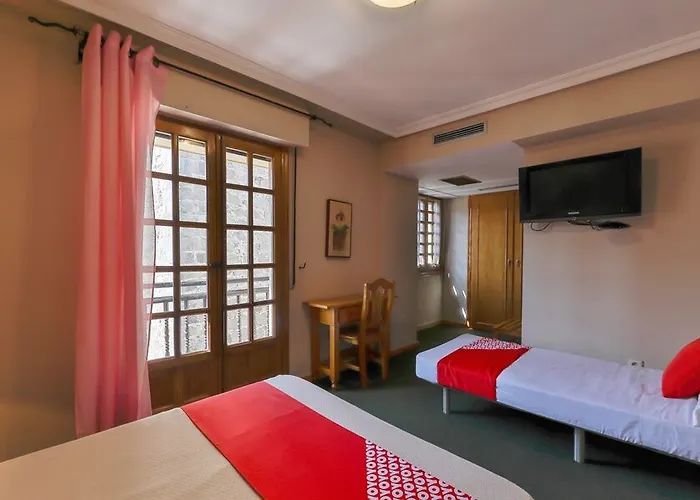 Hotel El Bodegon De Gredos 3*